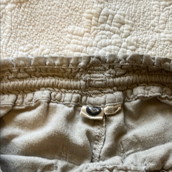 Roxy Beige Wide Leg Pants - Picture 2 of 3